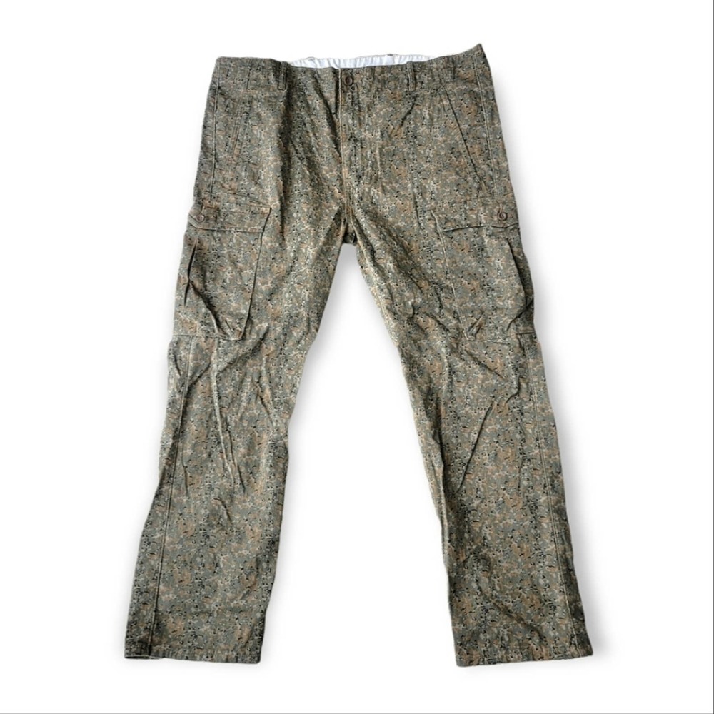 Levis Slim Straight Cargo camo jeans 38